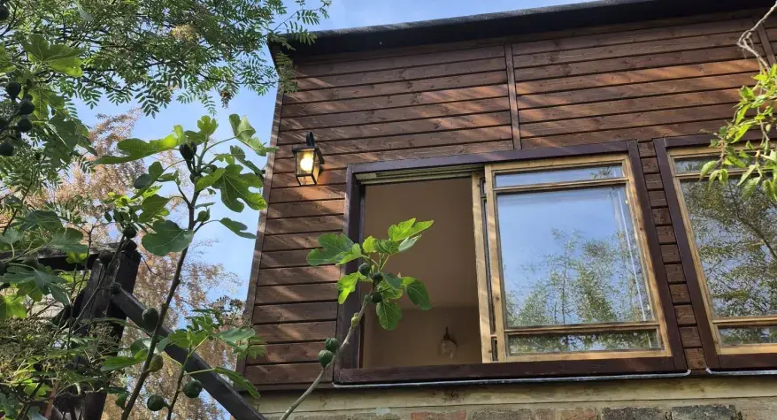 Outbuilding light and power installation in Blunham