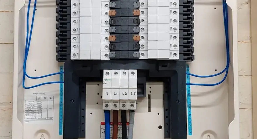 3 Phase Consumer Unit Upgrade North London - Solaris Contracts Ltd